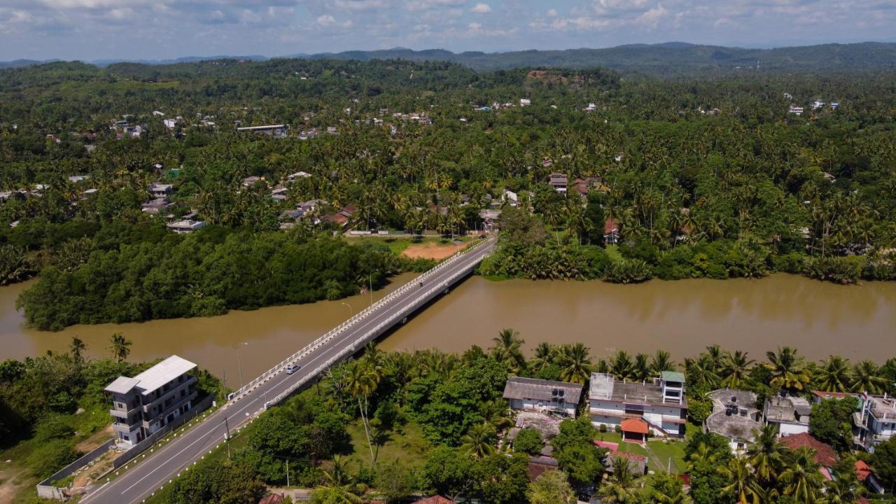 Luvi Lucas River Side فيليغاما المظهر الخارجي الصورة
