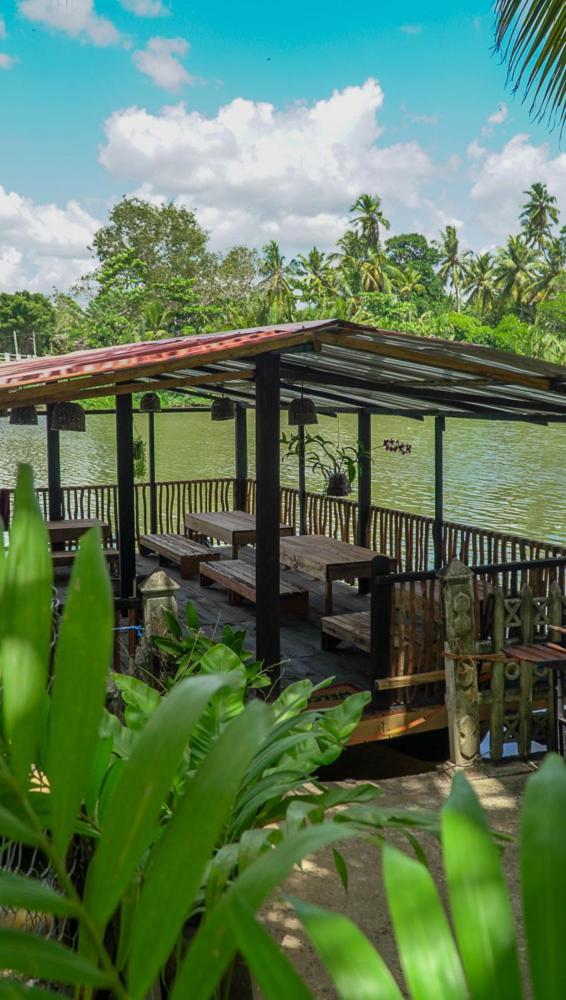 Luvi Lucas River Side فيليغاما المظهر الخارجي الصورة